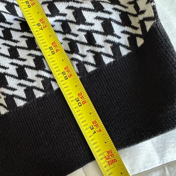 Willow Creek women’s plus 3X lightweight houndstooth sweater. - Picture 5 of 11